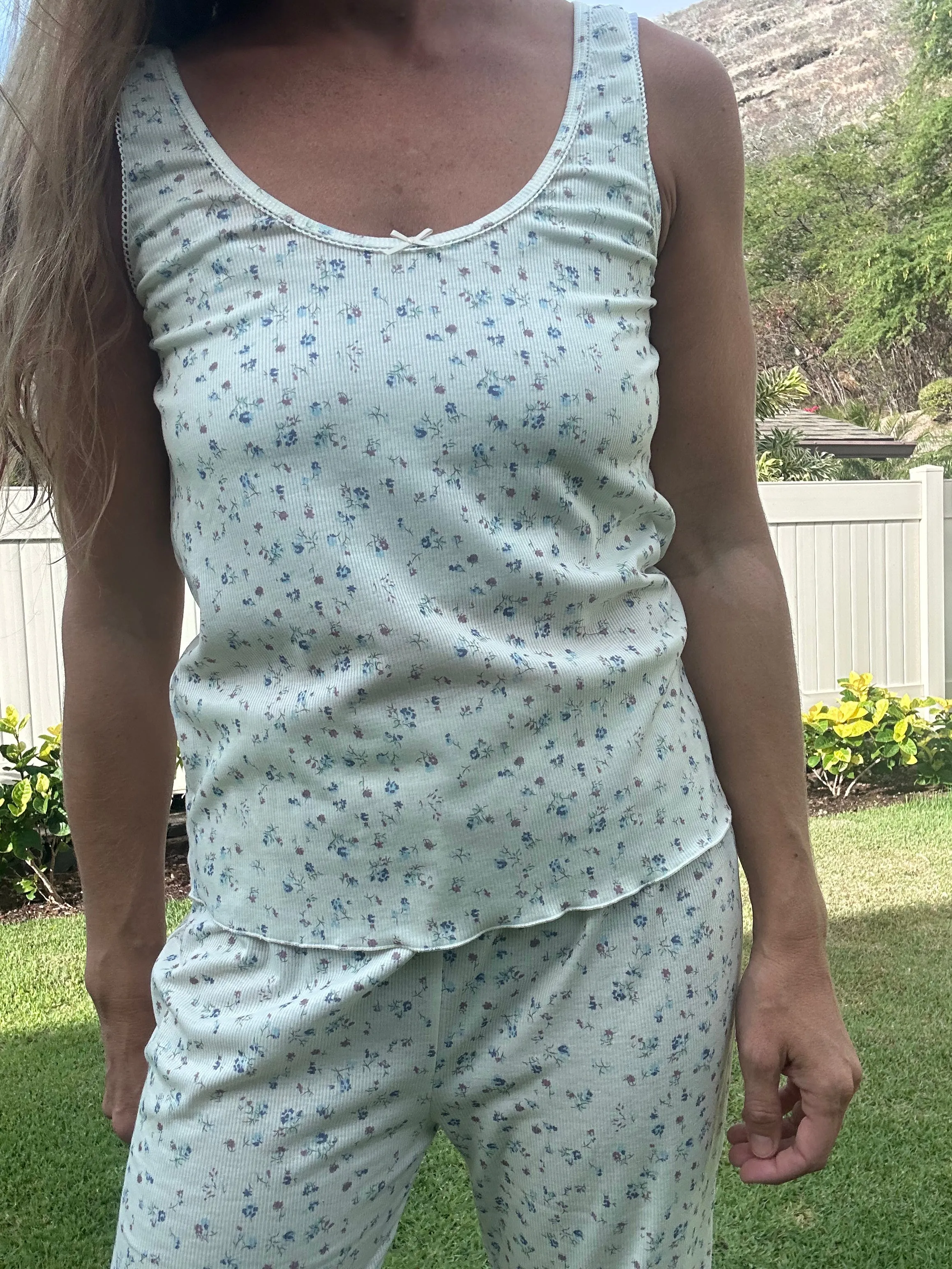 Allison lounge tank
