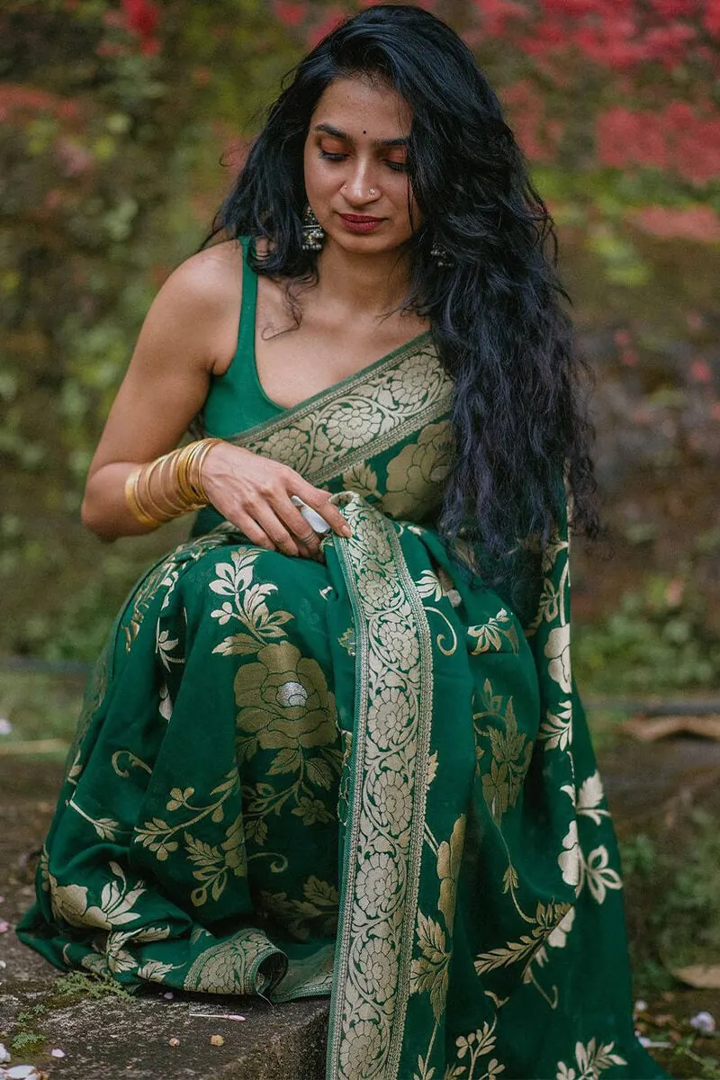 Enticing Green Soft Silk Saree With Embrocation Blouse Piece