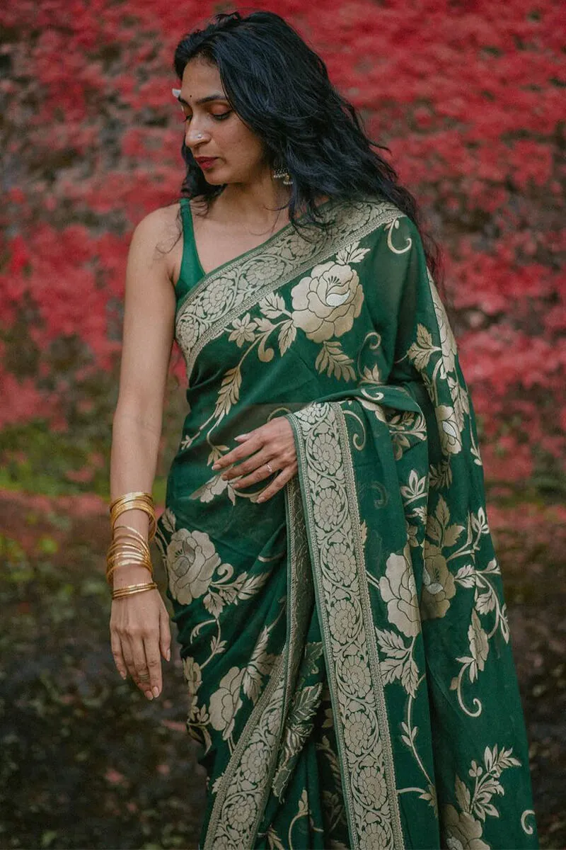 Enticing Green Soft Silk Saree With Embrocation Blouse Piece