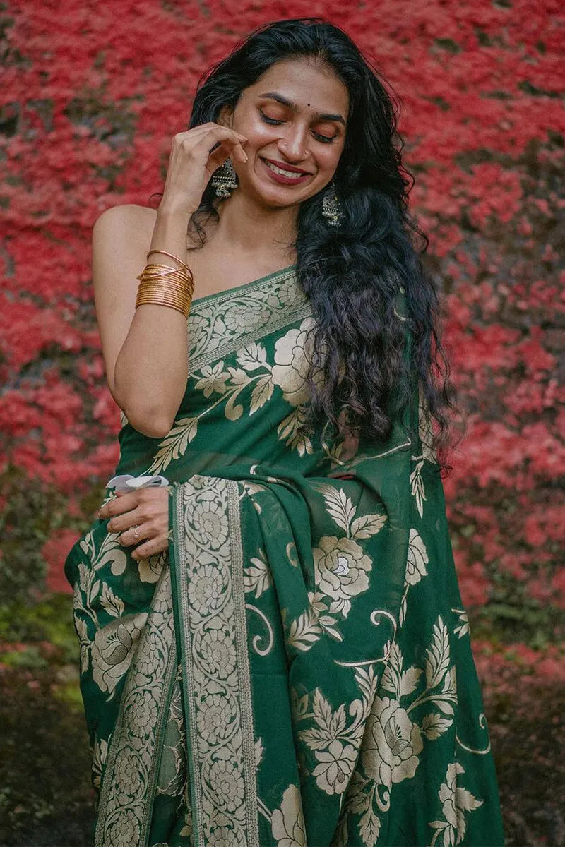 Enticing Green Soft Silk Saree With Embrocation Blouse Piece