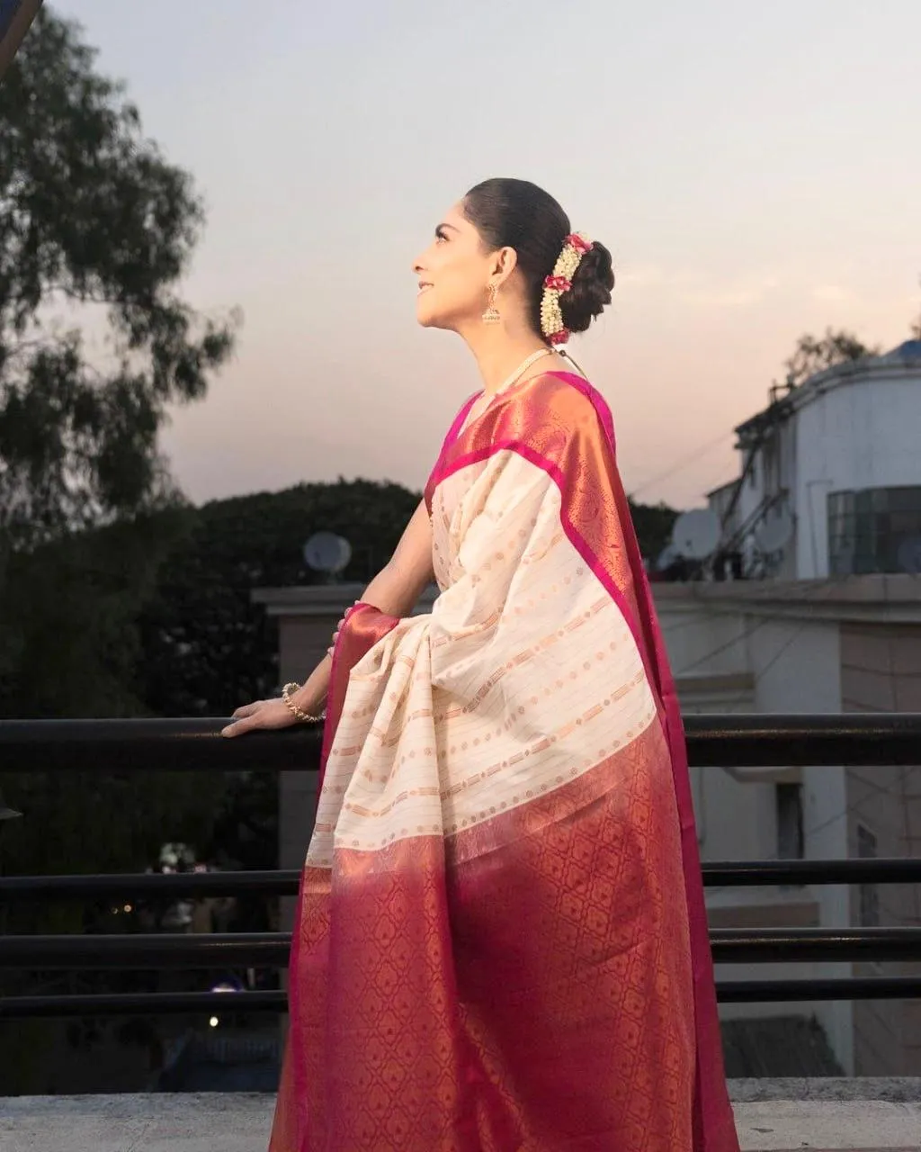 Ethereal Beige Soft Silk Saree With Incredible Blouse Piece