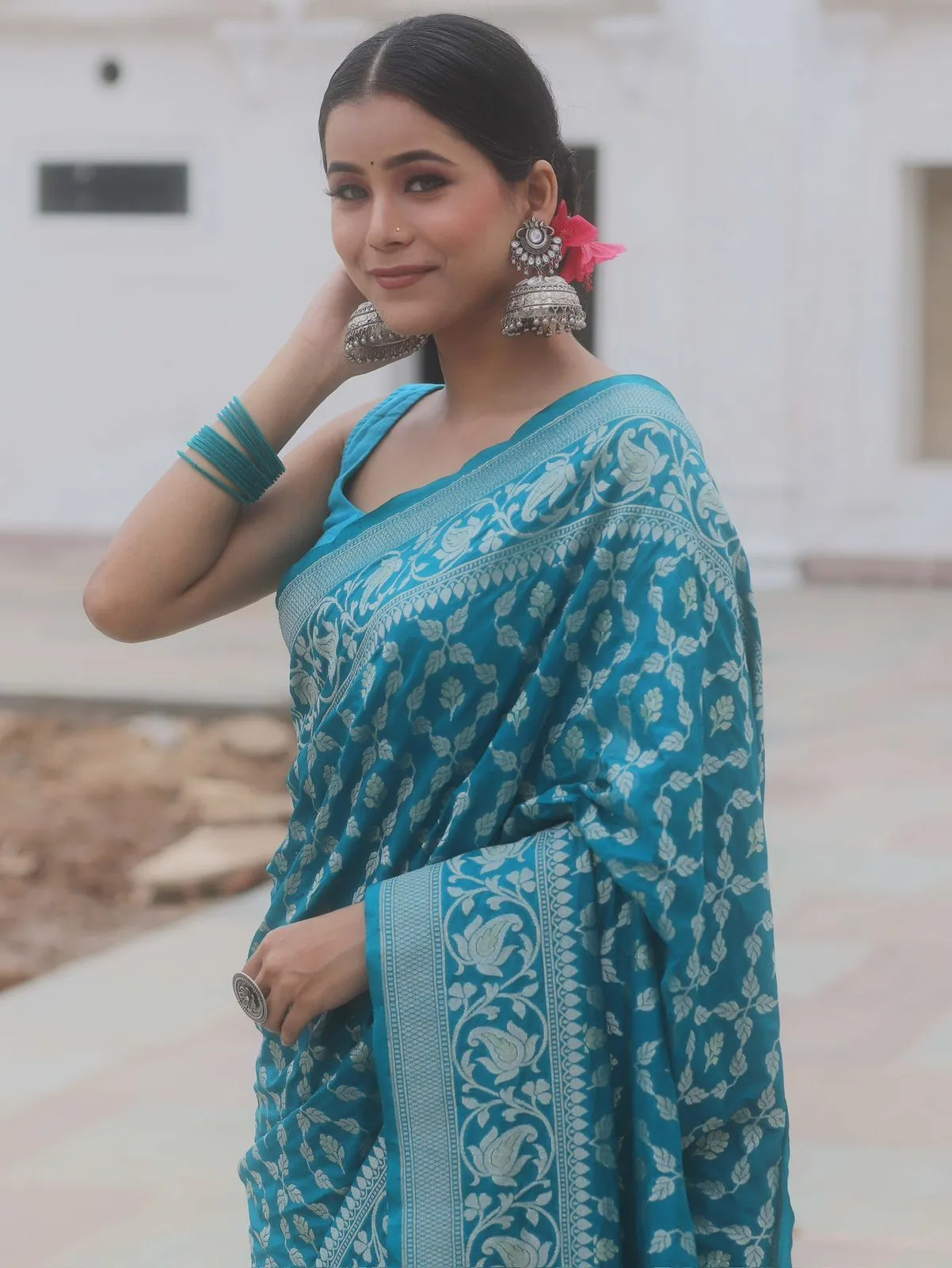 Extraordinary Firozi Soft Silk Saree With Lovely Blouse Piece
