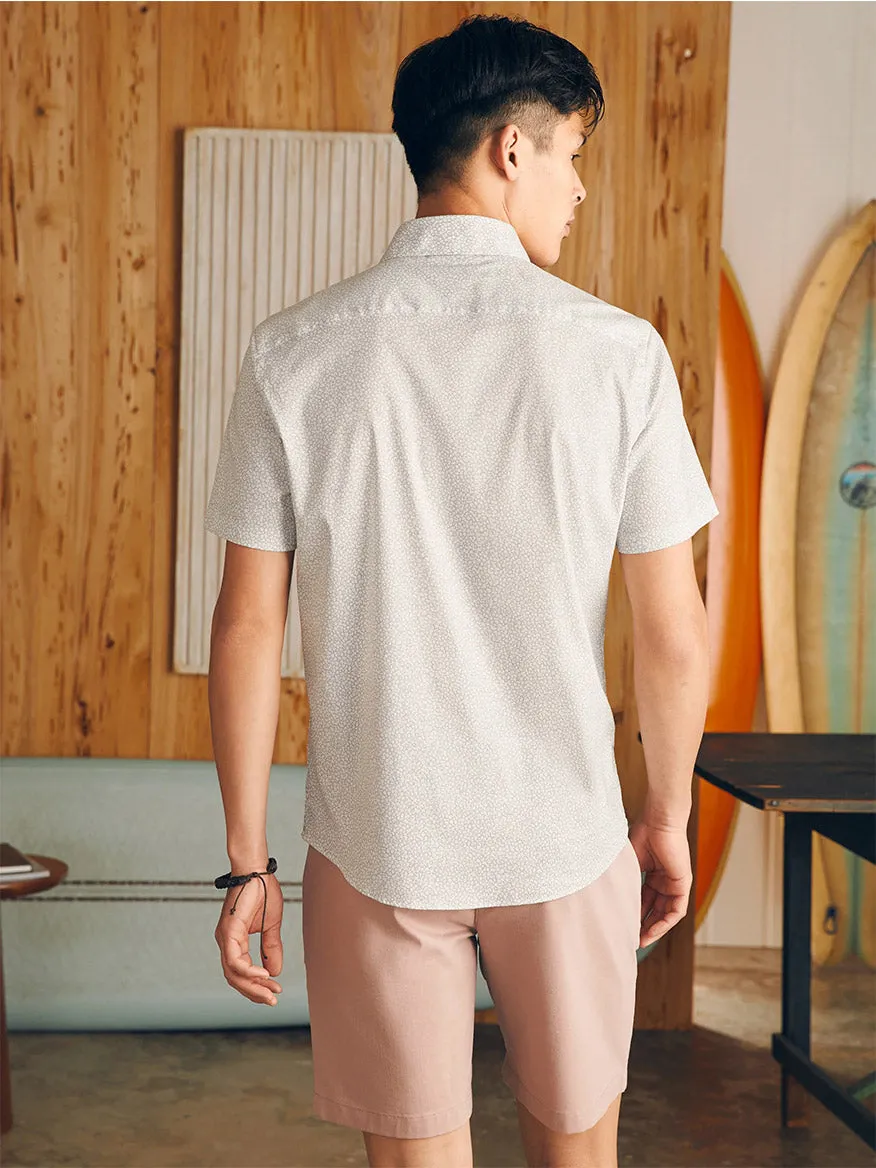 Faherty Brand Movement Short-Sleeve Shirt in Ivory Cliff Floral