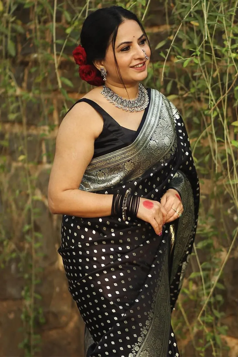Flattering Black Soft Silk Saree With Exceptional Blouse Piece