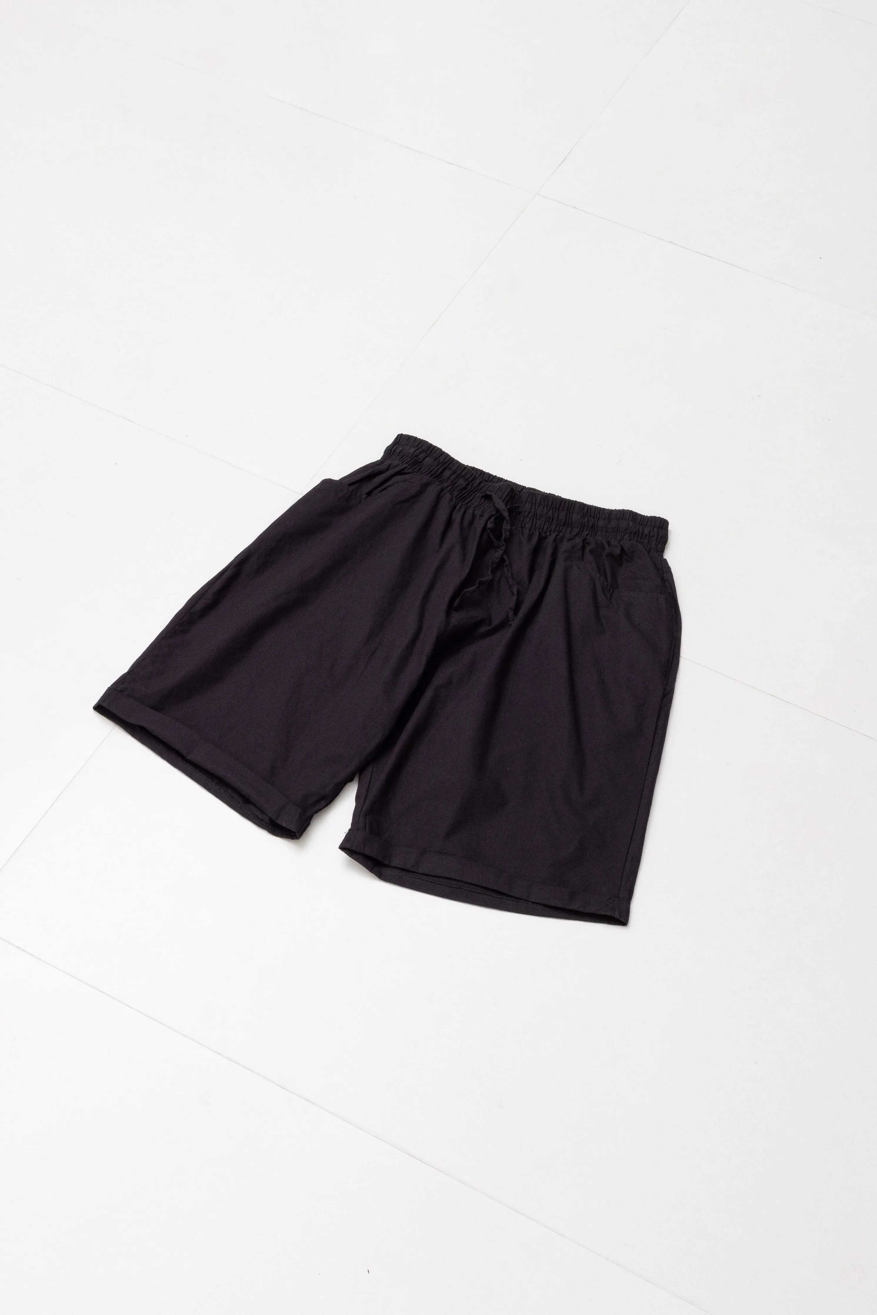LIGHTWEIGHT COMFORT SHORTS