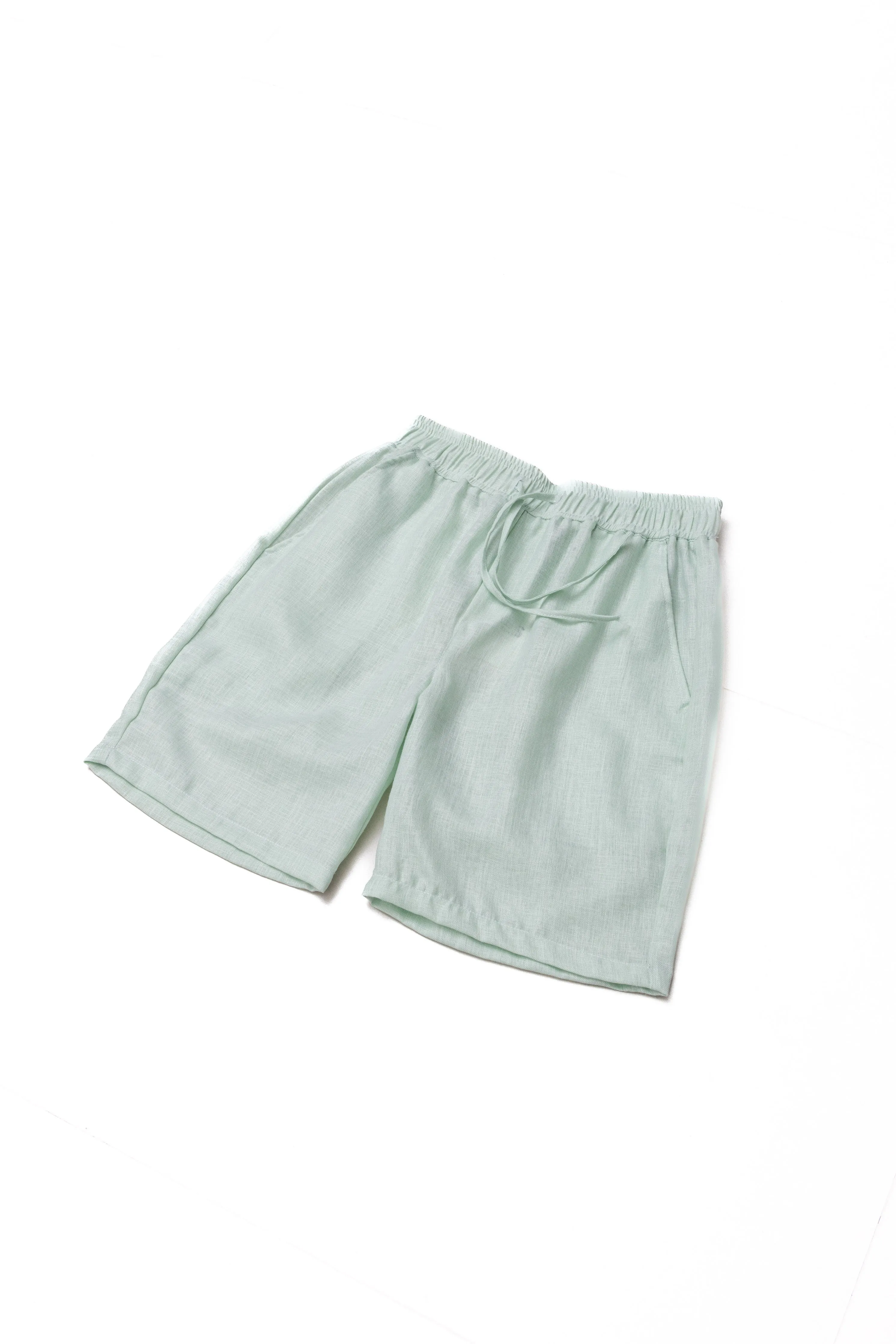 LIGHTWEIGHT LINEN BLEND SHORTS